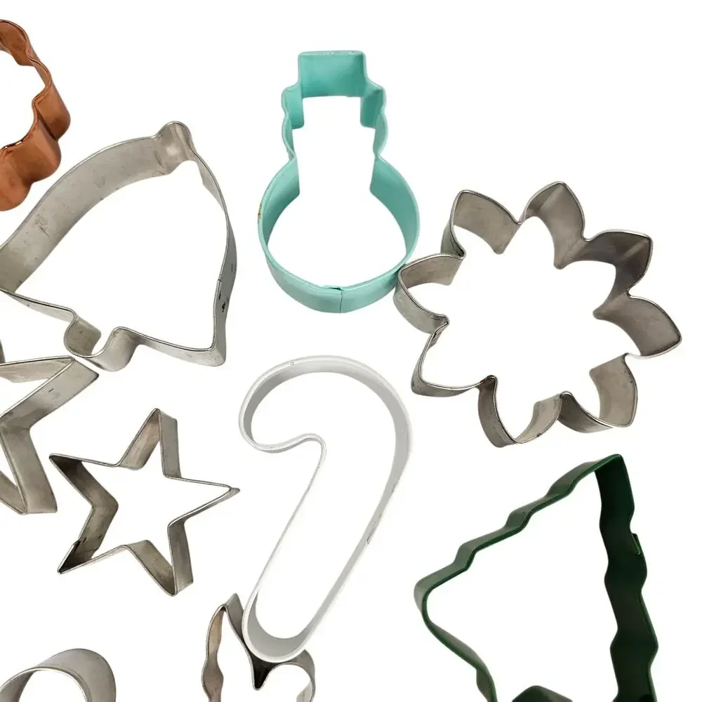 Metal Cookie Cutters Holiday Shapes Christmas Hearts Stars Tree lot of 27